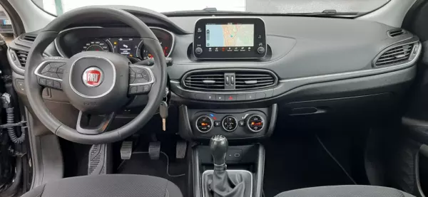 Fiat Tipo 1.3 M-Jet Lounge Tech 22