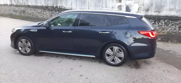 Kia Optima SW 2.0 CVVT PHEV 27