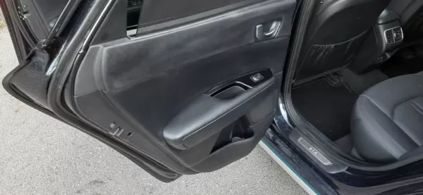 Kia Optima SW 2.0 CVVT PHEV 31