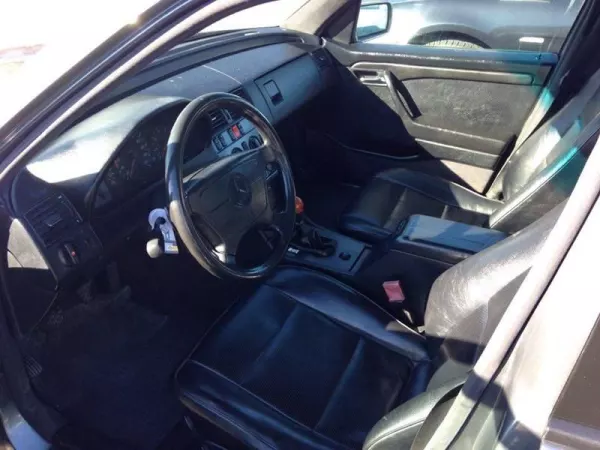 Mercedes-Benz C 200 8