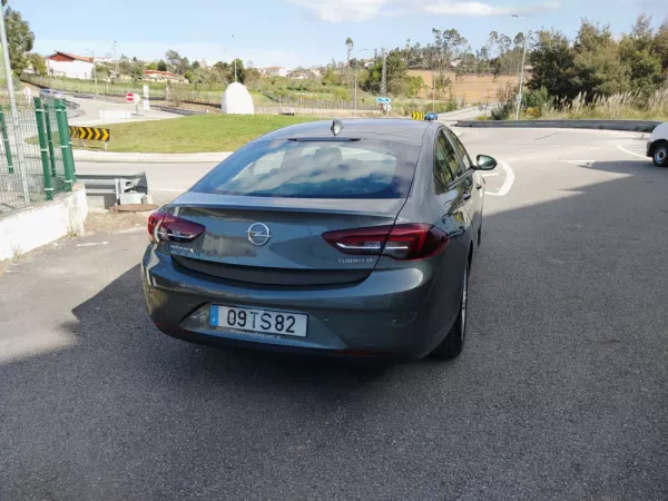 Opel Insignia Grand Sport 1.6 CDTi Selective 13