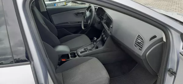 SEAT Leon 1.6 TDi Style S/S 27