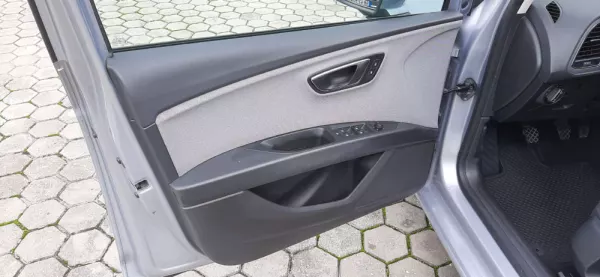SEAT Leon 1.6 TDi Style S/S 39