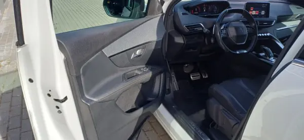 Peugeot 3008 1.5 BlueHDi GT Line EAT8 16