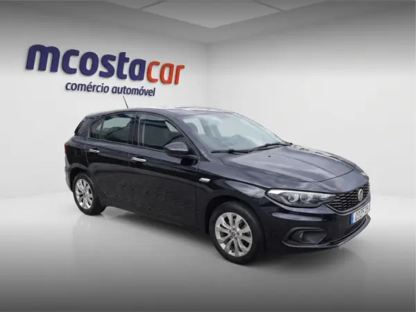 Fiat Tipo 1.3 M-Jet Lounge Tech 10