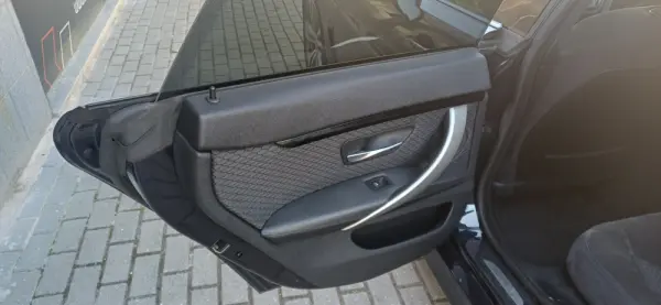 BMW 418 Gran Coupé d Pack M Auto 17
