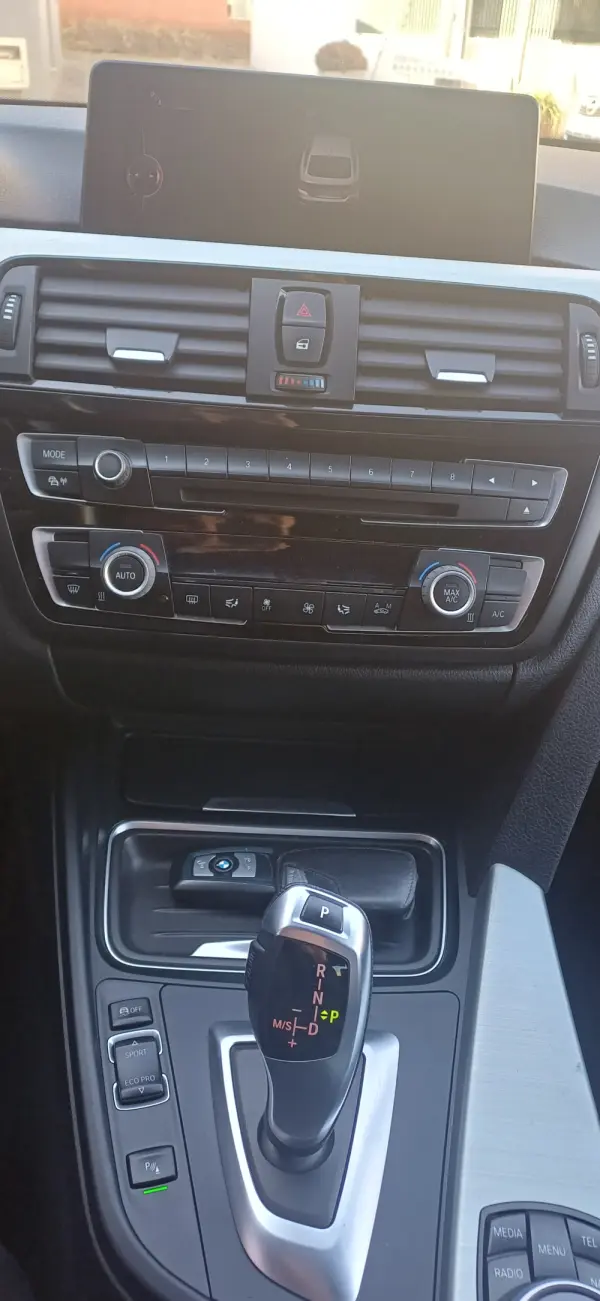 BMW 418 Gran Coupé d Pack M Auto 12