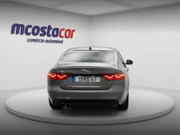 Jaguar XF 2.0 D R-Sport Aut. 3