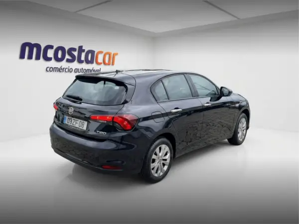 Fiat Tipo 1.3 M-Jet Lounge Tech 4