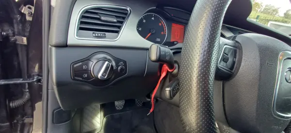 Audi A4 Avant 2.0 TDI Sport 12