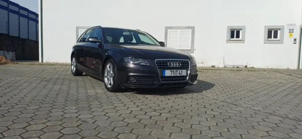 Audi A4 Avant 2.0 TDI Sport 8