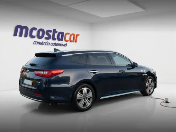 Kia Optima SW 2.0 CVVT PHEV 4