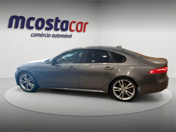 Jaguar XF 2.0 D R-Sport Aut. 4