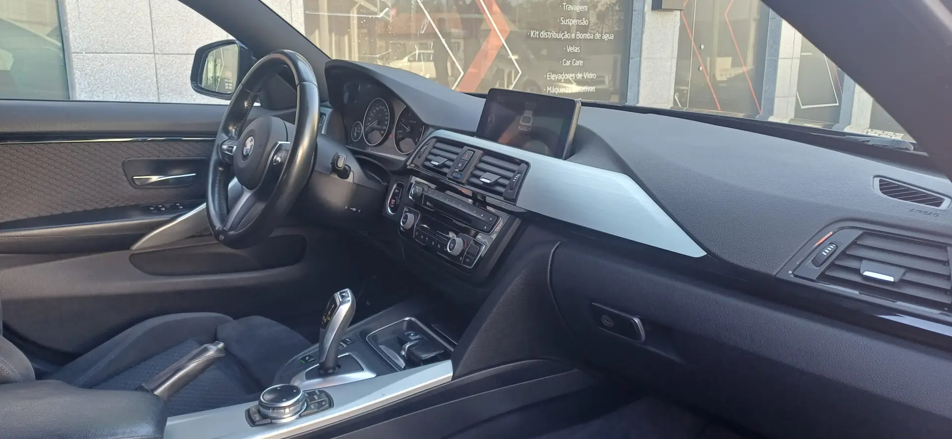 BMW 418 Gran Coupé d Pack M Auto 27