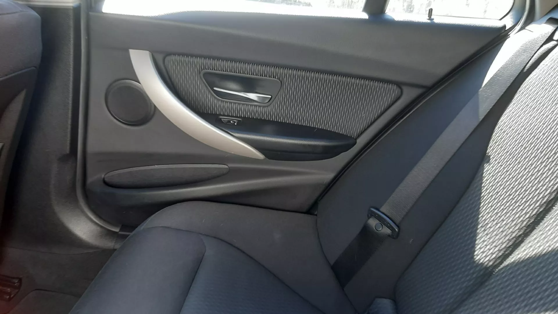 BMW 318 d Touring Advantage 27