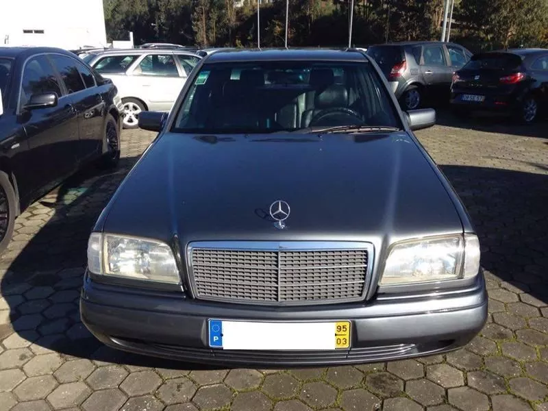 Mercedes-Benz C 200 2