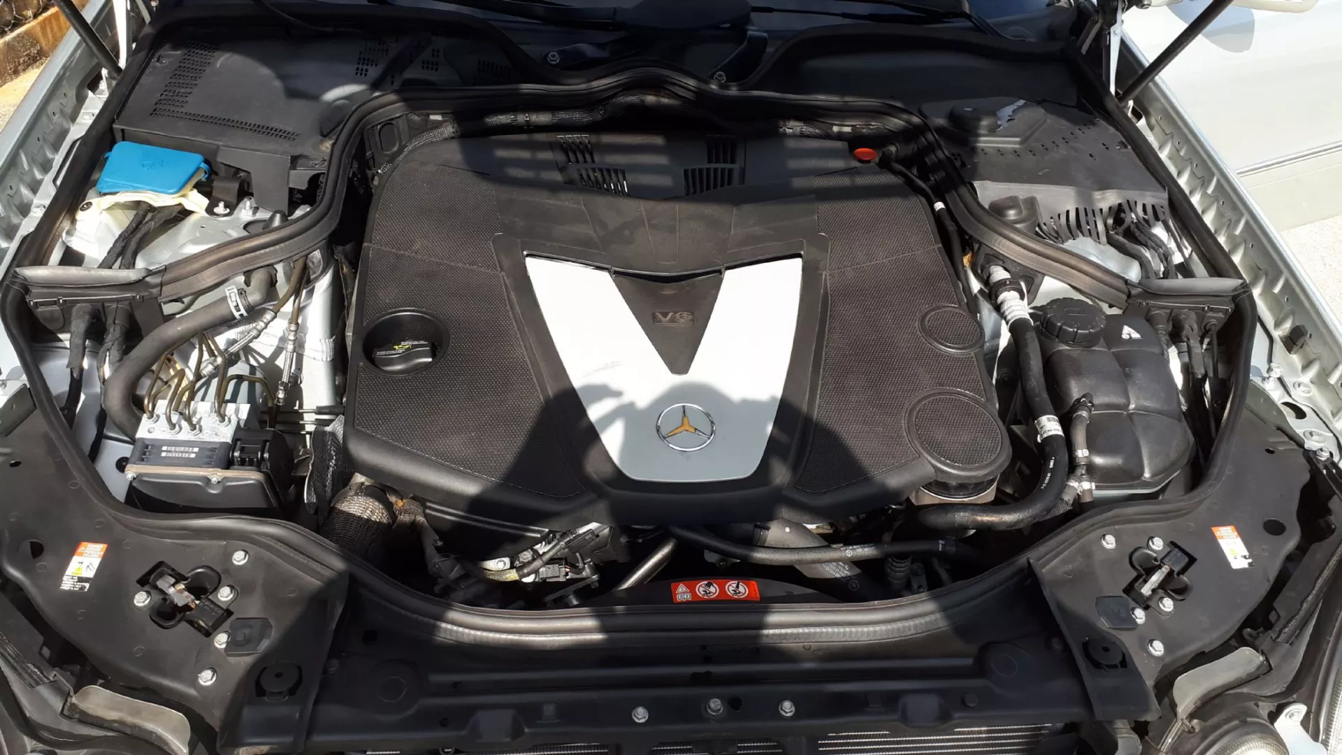 Mercedes-Benz E 280 Avantgarde 19