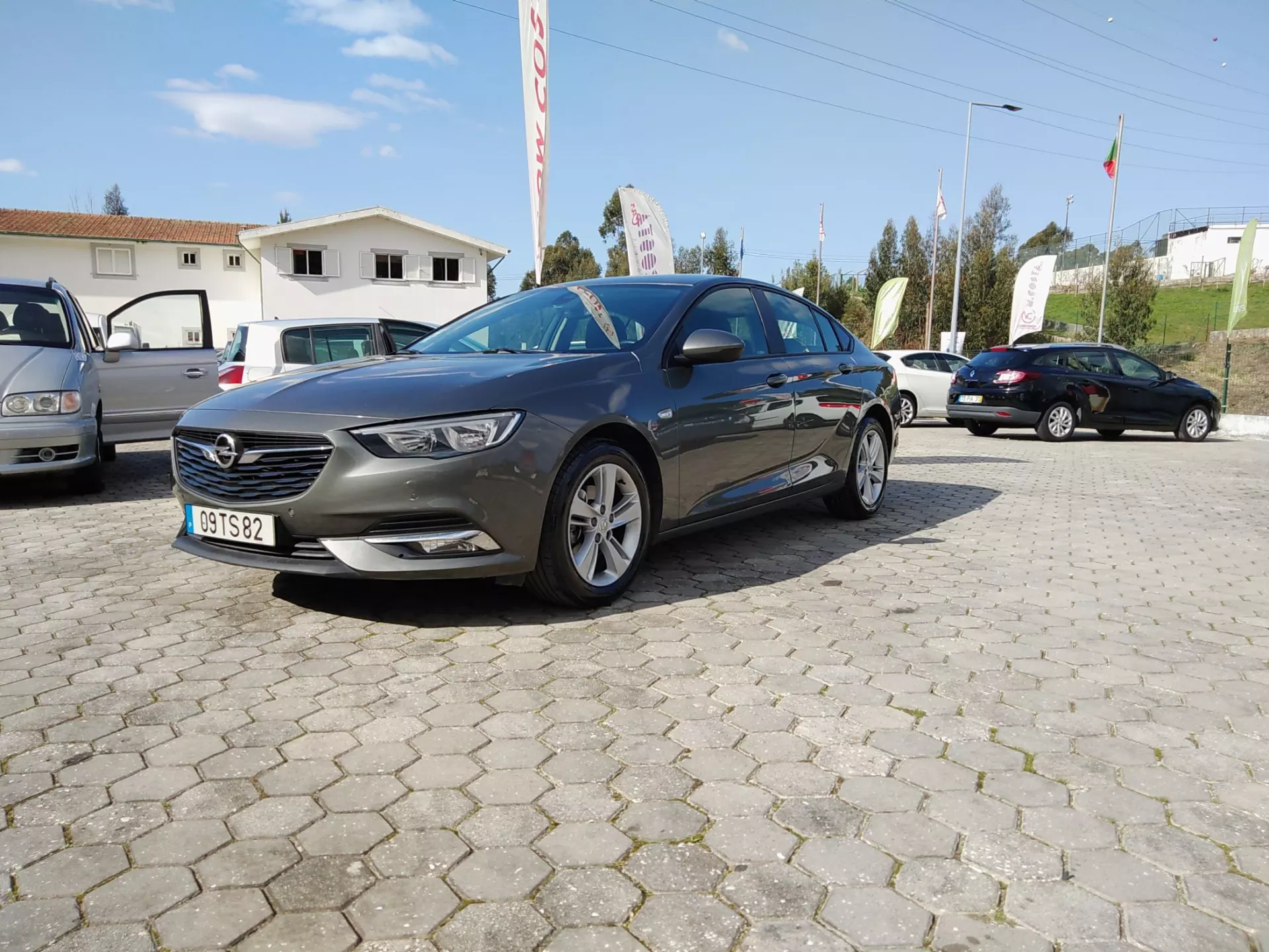 Opel Insignia Grand Sport 1.6 CDTi Selective 14