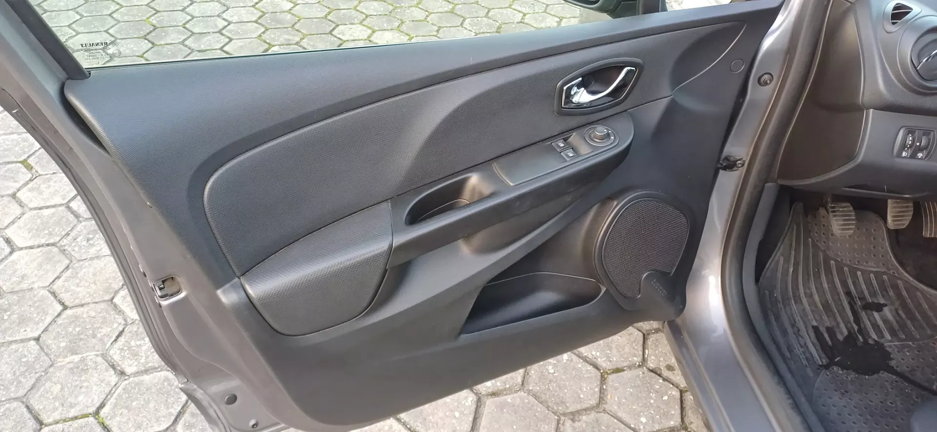 Renault Clio 1.5 dCi Confort 14