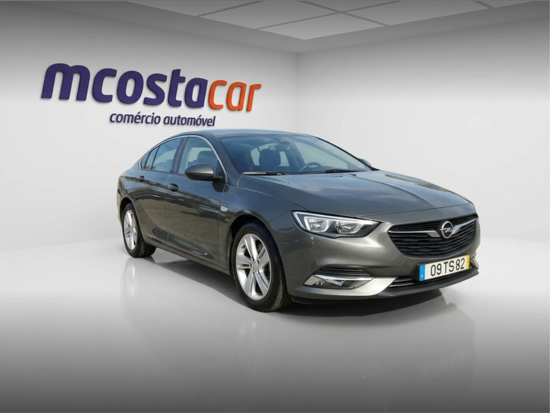Opel Insignia Grand Sport 1.6 CDTi Selective 2