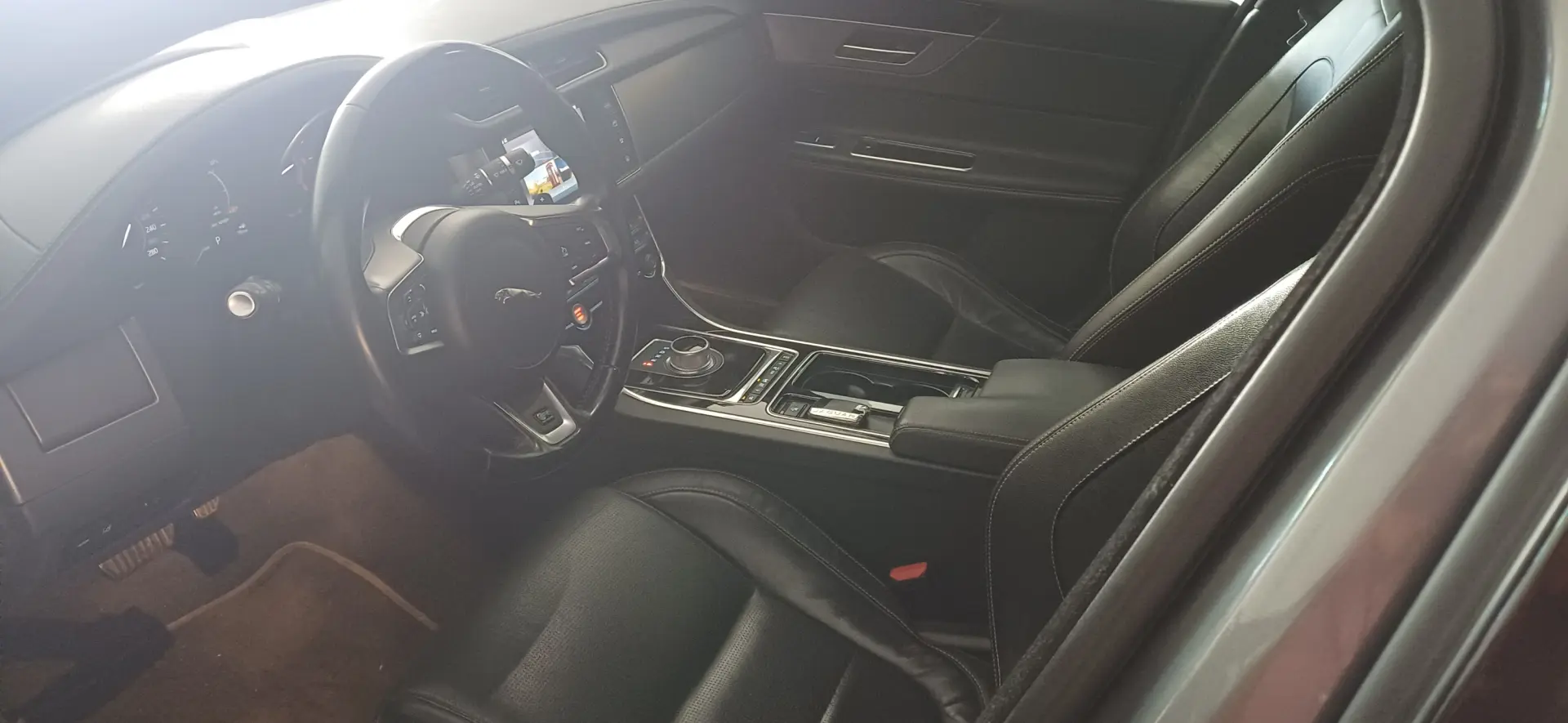 Jaguar XF 2.0 D R-Sport Aut. 17
