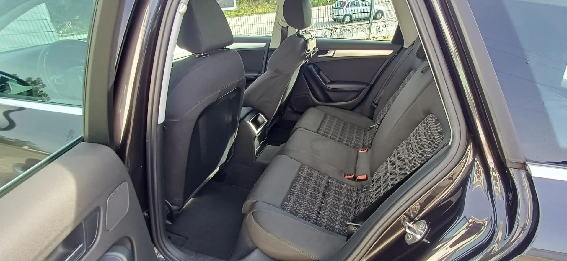 Audi A4 Avant 2.0 TDI Sport 19