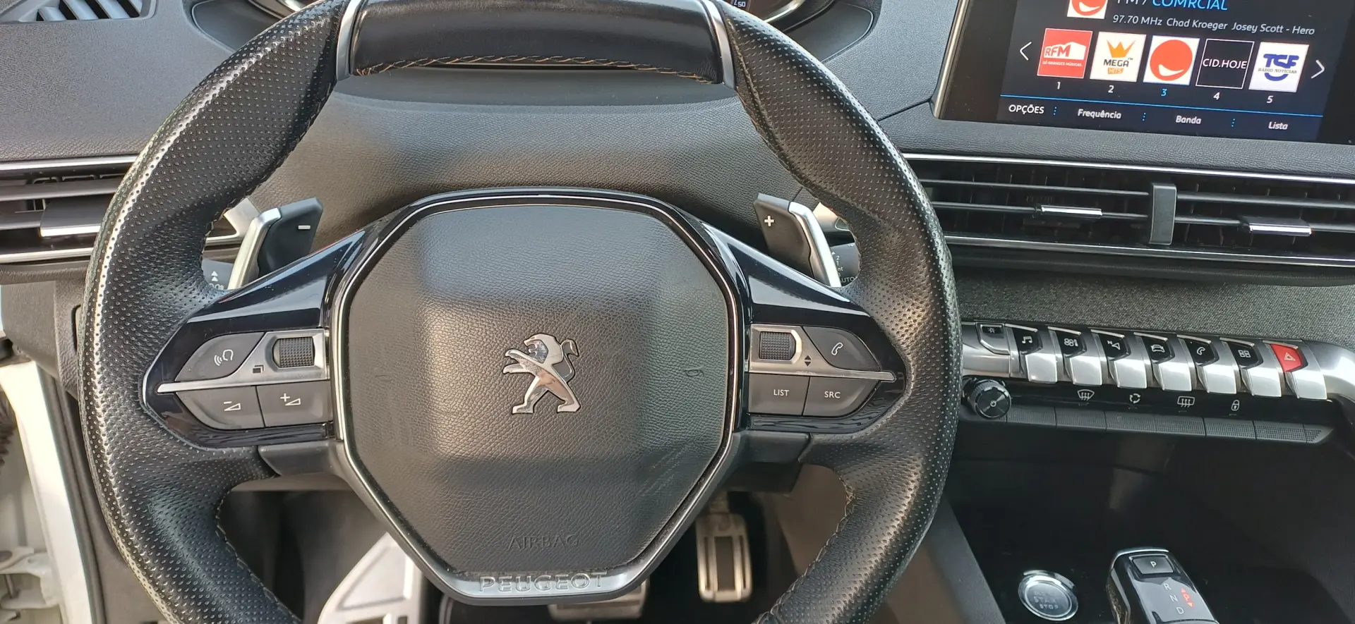 Peugeot 3008 1.5 BlueHDi GT Line EAT8 32