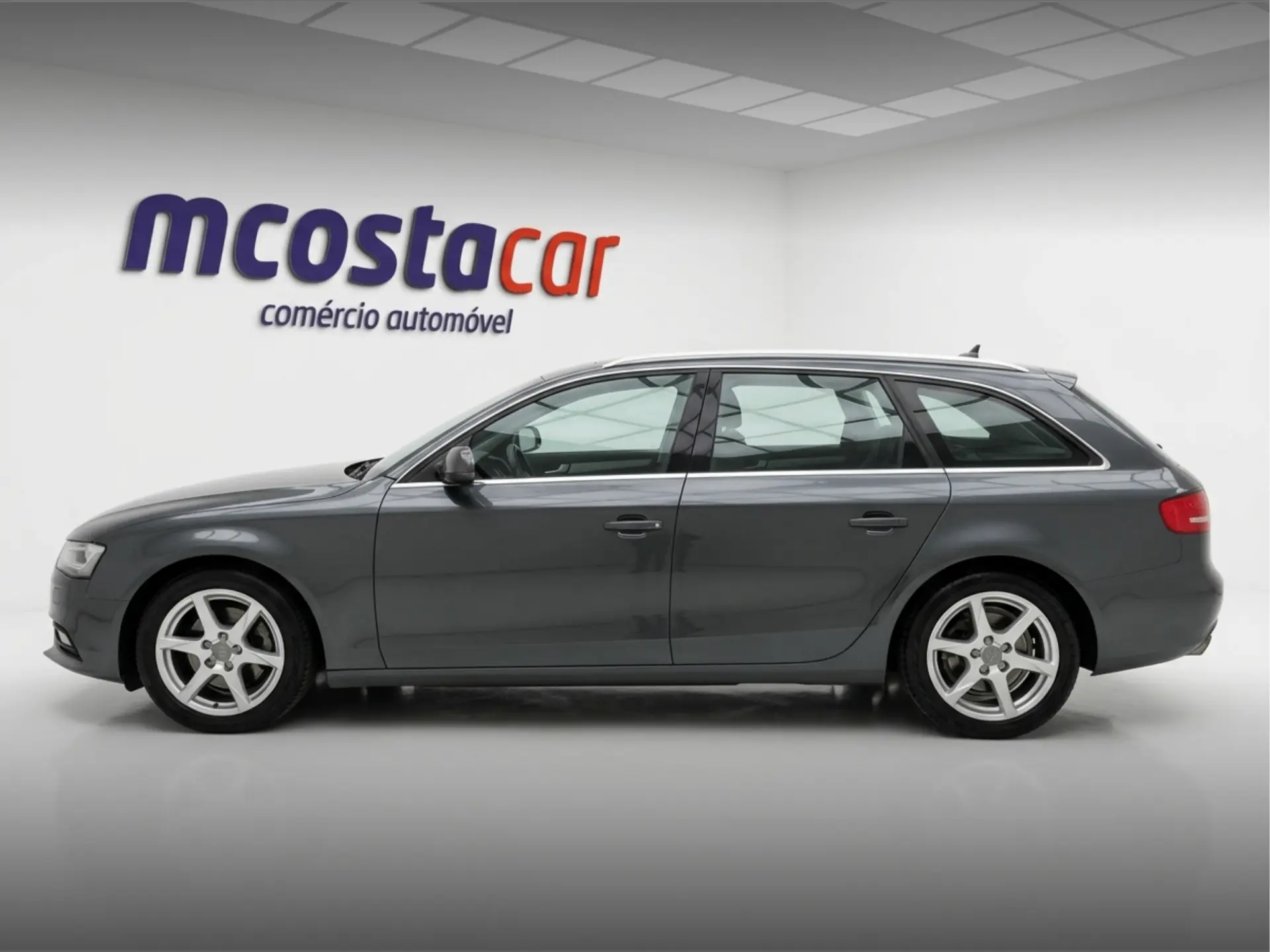 Audi A4 Avant 2.0 TDI Sport 6
