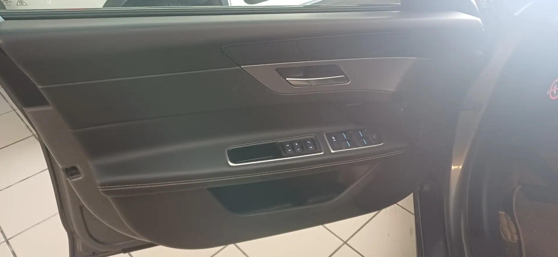 Jaguar XF 2.0 D R-Sport Aut. 19