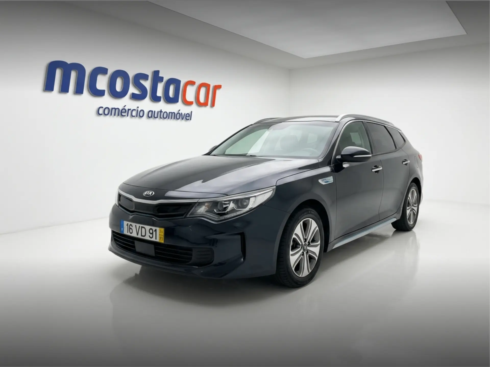 Kia Optima SW 2.0 CVVT PHEV 9