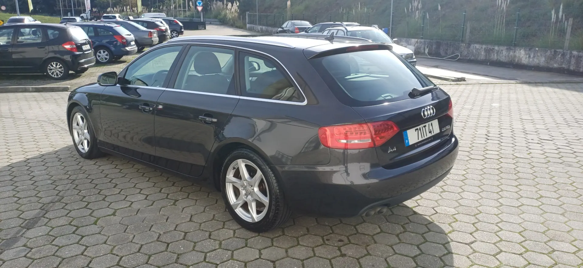 Audi A4 Avant 2.0 TDI Sport 9