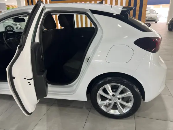 Opel Corsa 1.2 Business Edition 15