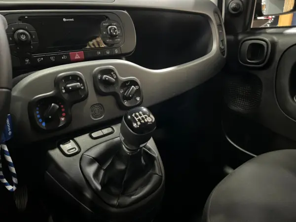 Fiat Panda 1.0 Hybrid City Life 16