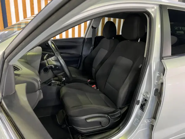 Hyundai i20 1.2 Comfort 11