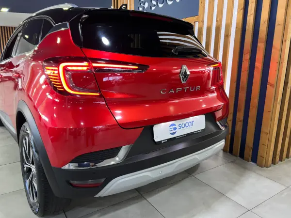 Renault Captur 1.0 TCe Techno 9