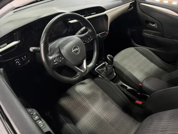Opel Corsa 1.2 Business Edition 11