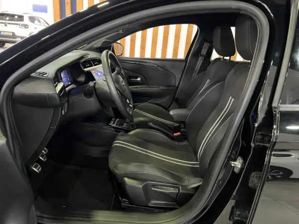 Opel Corsa 1.2 T GS 10