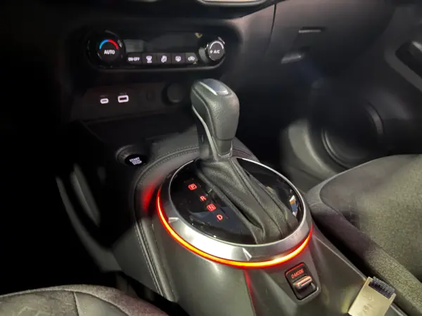 Nissan Juke 1.0 DIG-T N-Connecta NAV. DCT 22
