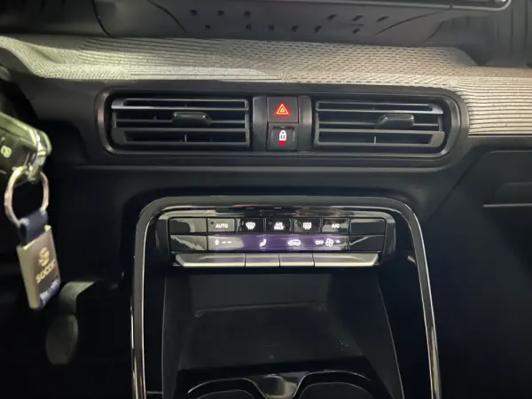 Citroën C3 1.2 Turbo Max16 23