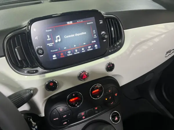 Fiat 500C 1.0 Hybrid Dolcevita 19