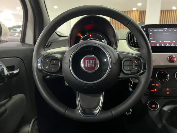 Fiat 500C 1.0 Hybrid Dolcevita 9