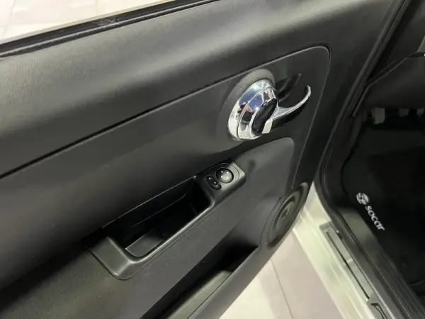 Fiat 500C 1.0 Hybrid Dolcevita 20