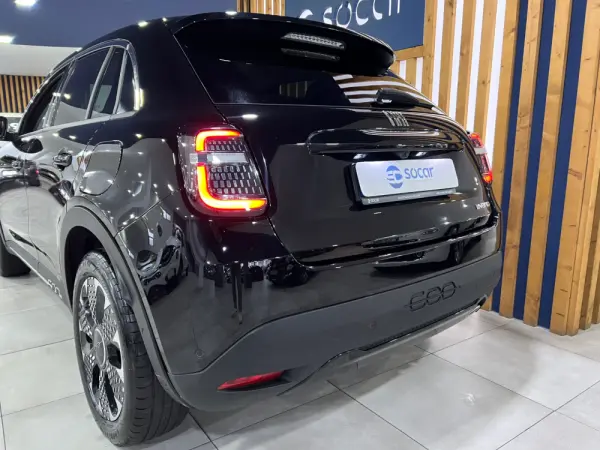 Fiat 600 1.2 Hybrid La Prima 6