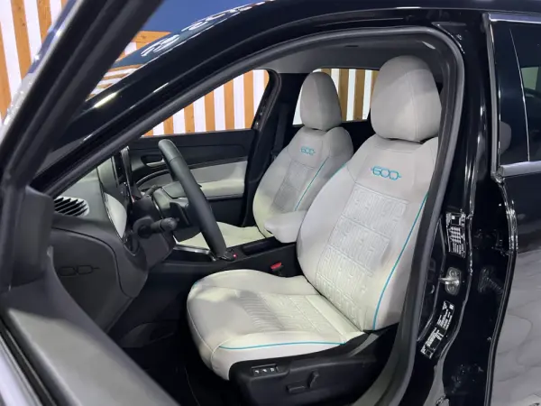 Fiat 600 1.2 Hybrid La Prima 12