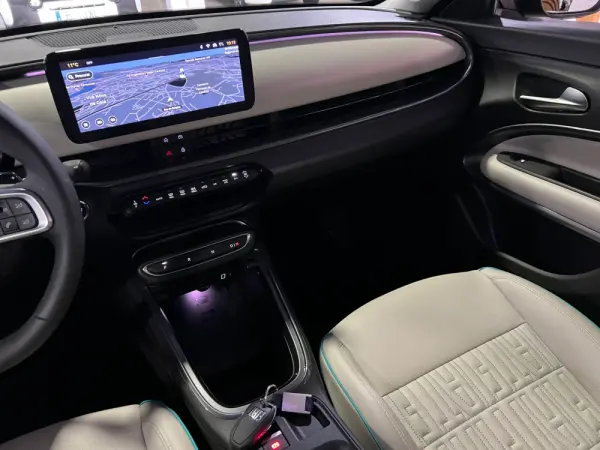 Fiat 600 1.2 Hybrid La Prima 21