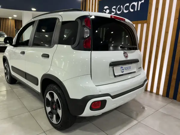 Fiat Panda 1.0 Hybrid City Cross 5