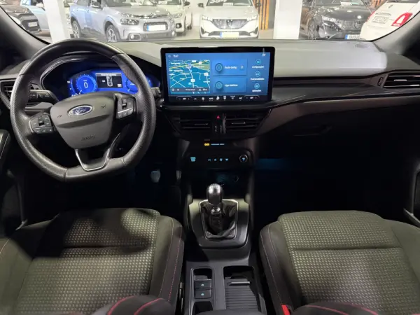 Ford Focus SW 1.0 EcoBoost MHEV ST-Line 9