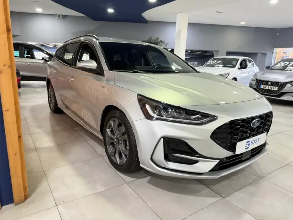 Ford Focus SW 1.0 EcoBoost MHEV ST-Line 3
