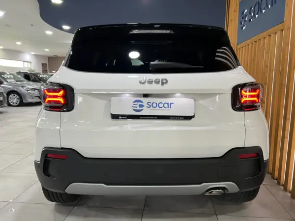 Jeep Avenger 1.2 GSE T3 Summit 11