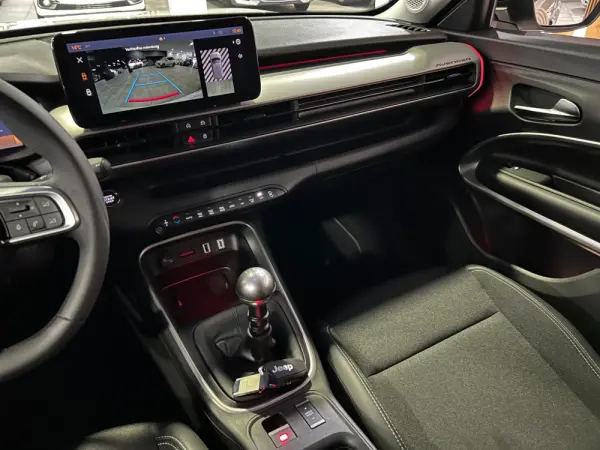 Jeep Avenger 1.2 GSE T3 Summit 23